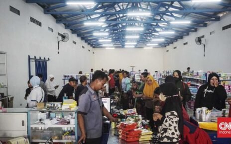 Eks Pekerja Sritex 'Serbu' Koperasi Tukar Saldo Iuran dengan Barang