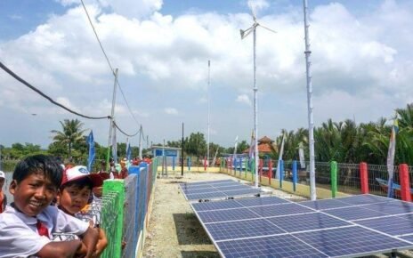 Dusun Bondan Kini Terang Berkat Energi Terbarukan