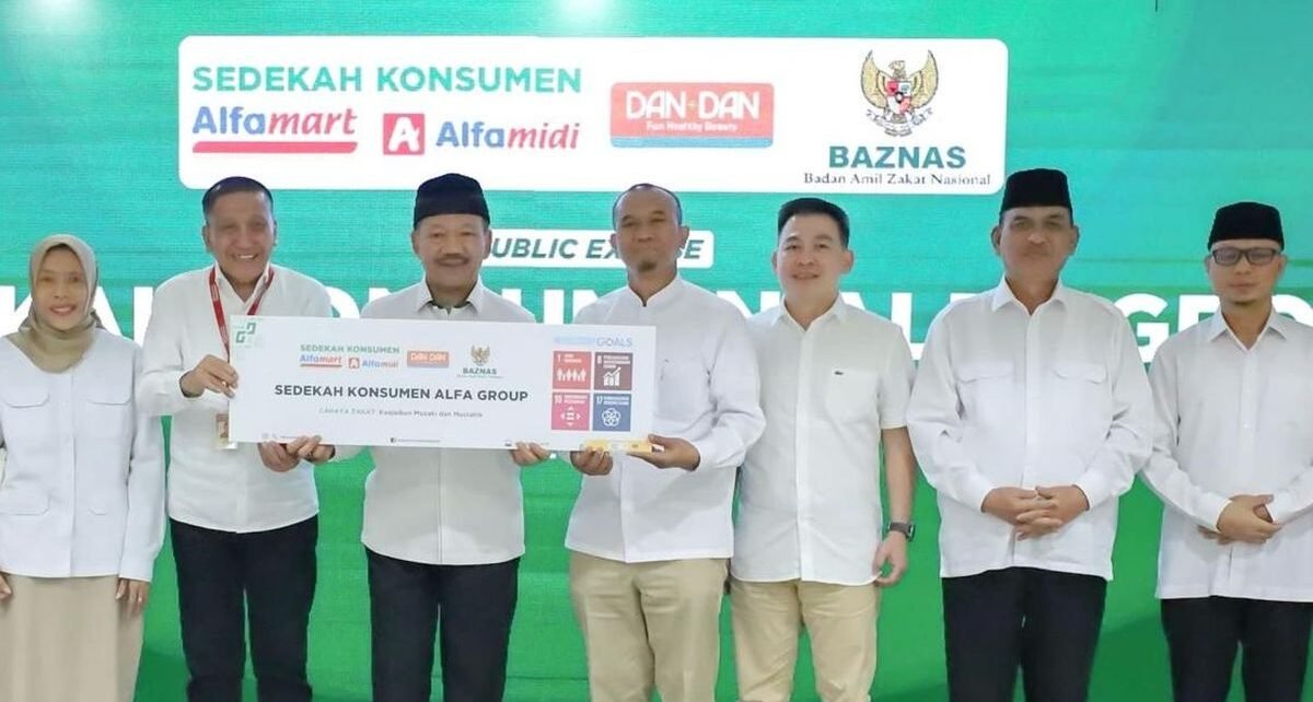 Baznas Salurkan Sedekah Konsumen Alfa Group, Total Rp24 Miliar