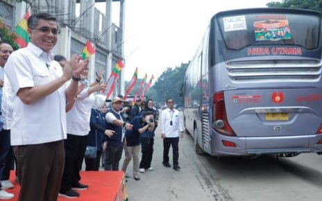 Menaker Lepas Keberangkatan Mudik 11 Ribu Pengusaha Warmindo