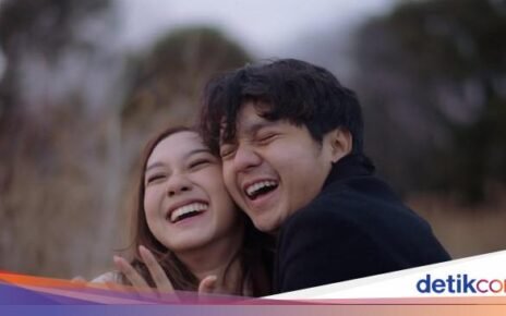 Romantisnya Arbani Yasiz saat Makan Malam Romantis dengan Raissa Ramadhani