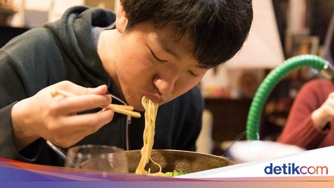 Tak Tahan Dengar Suara Menyeruput Makanan? Ini Alasan Ilmiahnya