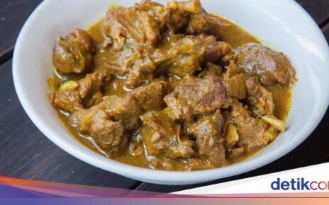 Racikan Ketupat Khas Aceh Pakai 4 Lauk Berempah Sedap Ini