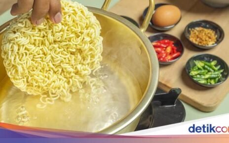 Berapa Lama Waktu Ideal Masak Mi agar Tidak Lembek?