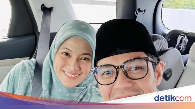 Potret Hangat Alyssa Soebandono dan Dude Herlino Saat Makan Bersama