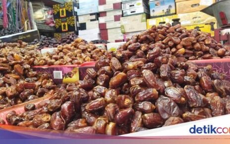 3 Ciri Kurma Palsu yang Ditambahkan Pemanis Buatan