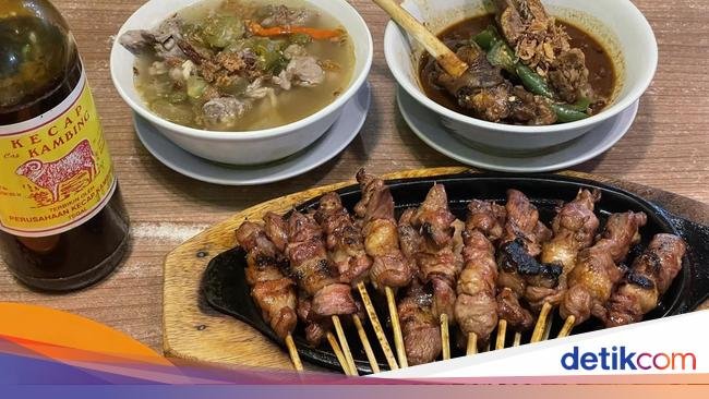 Pulang Kampung ke Tegal, Wajib Makan 5 Sate Kambing Batibul di Sini