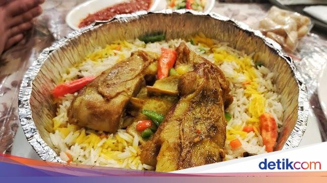 THR Sudah Cair? Yuk Makan Bareng Keluarga di 5 Restoran Arab Ini
