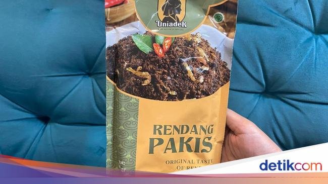 Rendang Pakis dan Itiak Lado Mudo yang Berempah Pekat