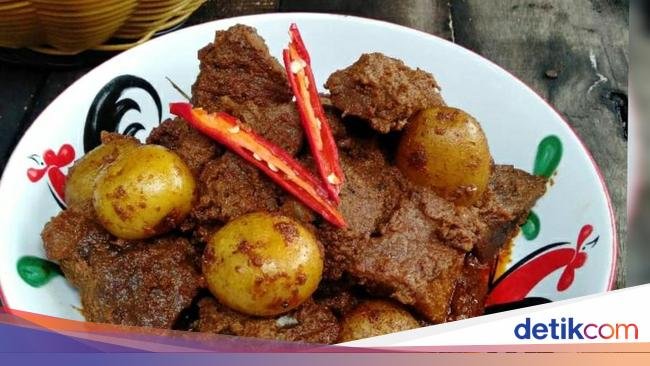 Resep Rendang Daging Sapi 1 Kg dan Kentang yang Empuk Gurih