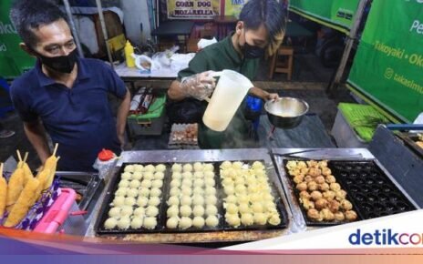 8 Spot Berburu Takjil di Bandung, Menunya Enak dan Beragam!