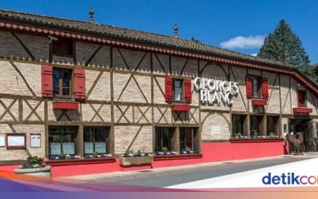 Setelah 44 Tahun, Restoran Ini Kehilangan 3 Bintang Michelinnya