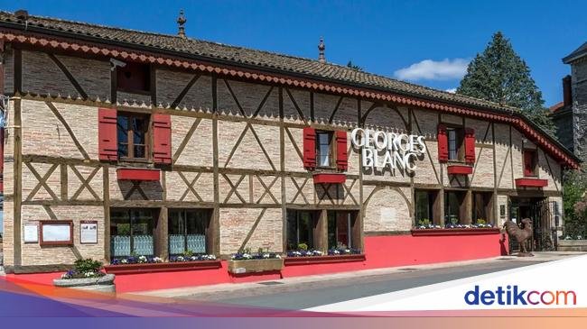 Setelah 44 Tahun, Restoran Ini Kehilangan 3 Bintang Michelinnya