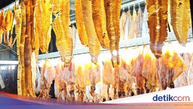 Jajan Sotong Pangkong Khas Pontianak, Bisa Bakar Sendiri