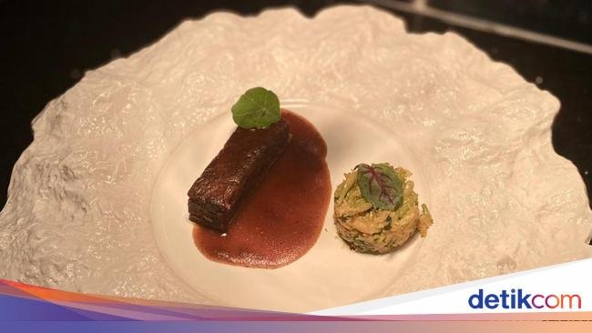 Spesial Ramadan dari 2 Chef, Lidah Wagyu Bumbu Kluwek dan Nasi Minyak Batanghari