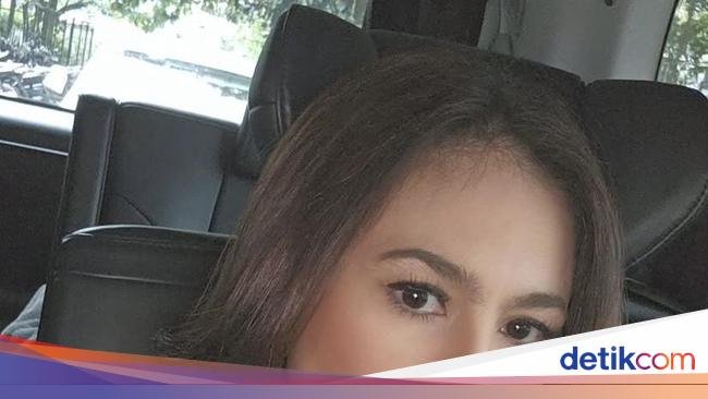 Wulan Guritno Hobi Ngopi hingga Makan Nasi Liwet Solo