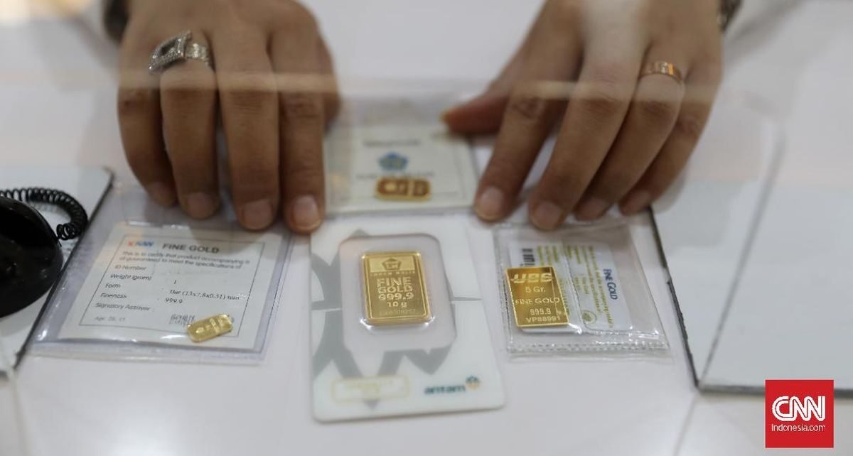 Harga Emas Antam Turun Hari Ini, Jadi Rp1.819 Ribu per Gram