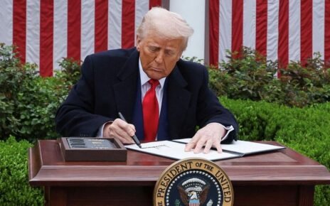 Trump Tunda Tarif ke Puluhan Negara Selama 90 Hari, Kecuali China
