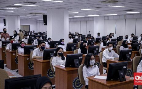 Menpan Rini Buka Suara soal 714 CPNS Dosen Mundur