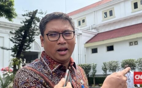 Wamentan Klaim Punya 2 Jurus Atasi Harga Kelapa Rp25 Ribu per Butir