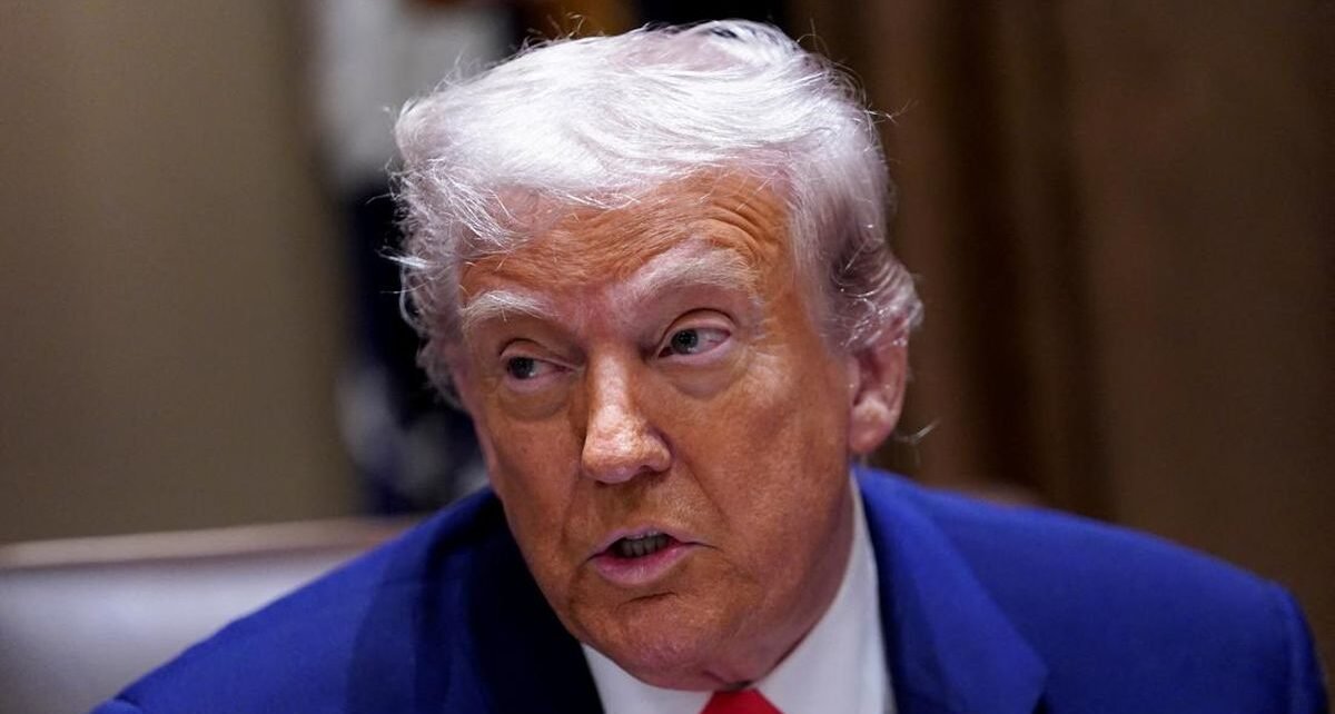 Trump Siap Berlakukan Tarif Baru dalam Dua Pekan ke Depan