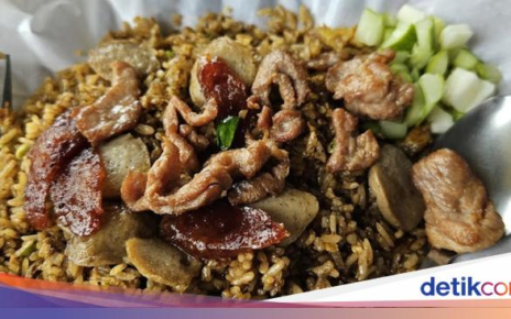 5 Nasi Goreng Tektek Topping Babi yang Terkenal Enak