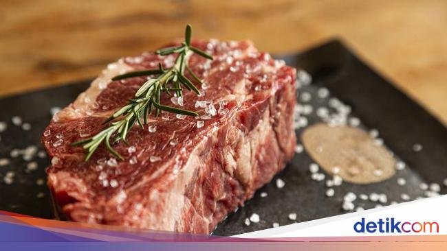 5 Makanan Ini Lebih Enak Jika Ditaburi Garam Sebelum Dipanggang
