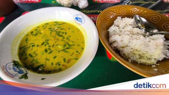 Gurih Berempah! Empal Gentong Dudu Musuh Rp 15 Ribu Seporsi