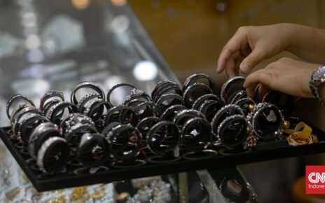 Kemilau Harga Emas Antam di Tengah Kecamuk Perang Dagang