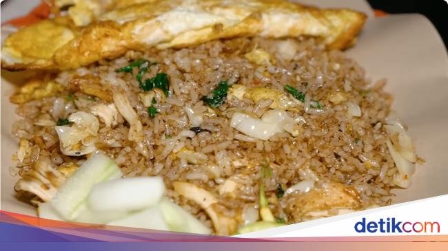 Unik! Racikan Nasi Goreng Pakai Kopi ala Mbah Darman