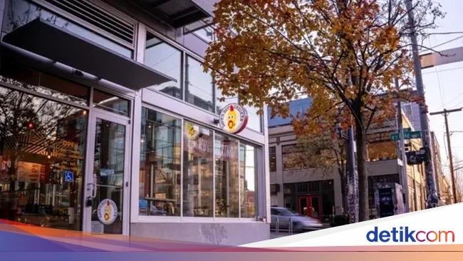 Pelanggan Rasis Hajar Pelayan Restoran Usai Diusir Paksa