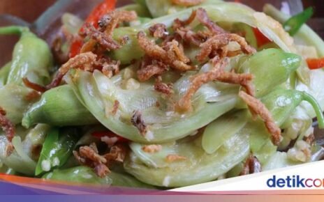 Resep Tumis Bunga Turi dan Teri yang Renyah Pedas