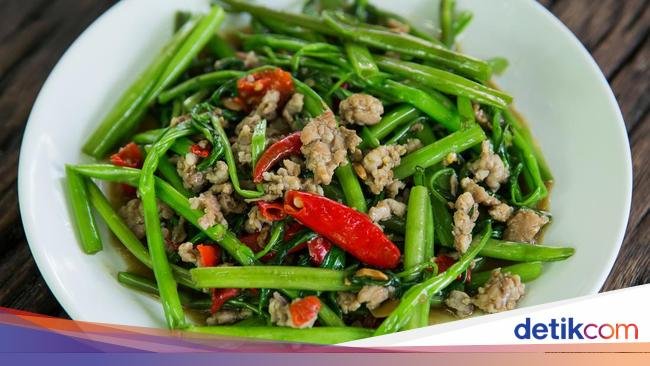 Resep Tumis Kangkung Ayam Cincang, Lauk Praktis untuk Bekal