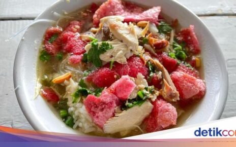 Sejak 1960, Gurihnya Soto Jarkomi Jadi Favorit di Pangandaran