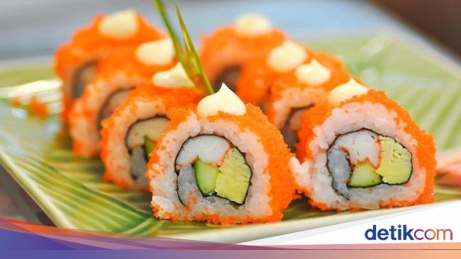 Sushi California Roll Bukan Asli Jepang, Ini Sejarahnya!