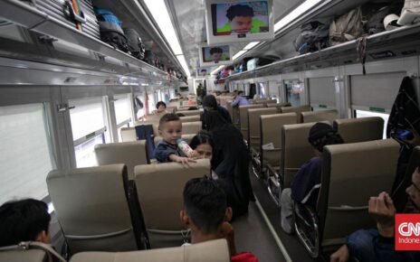 Kereta Masih Jadi Pilihan Warga Saat Libur Waisak 2025