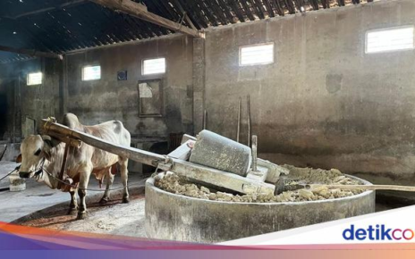 Pembuatan Mie Lethek Viral hingga Fried Chicken Lokal Rp 8 Ribuan