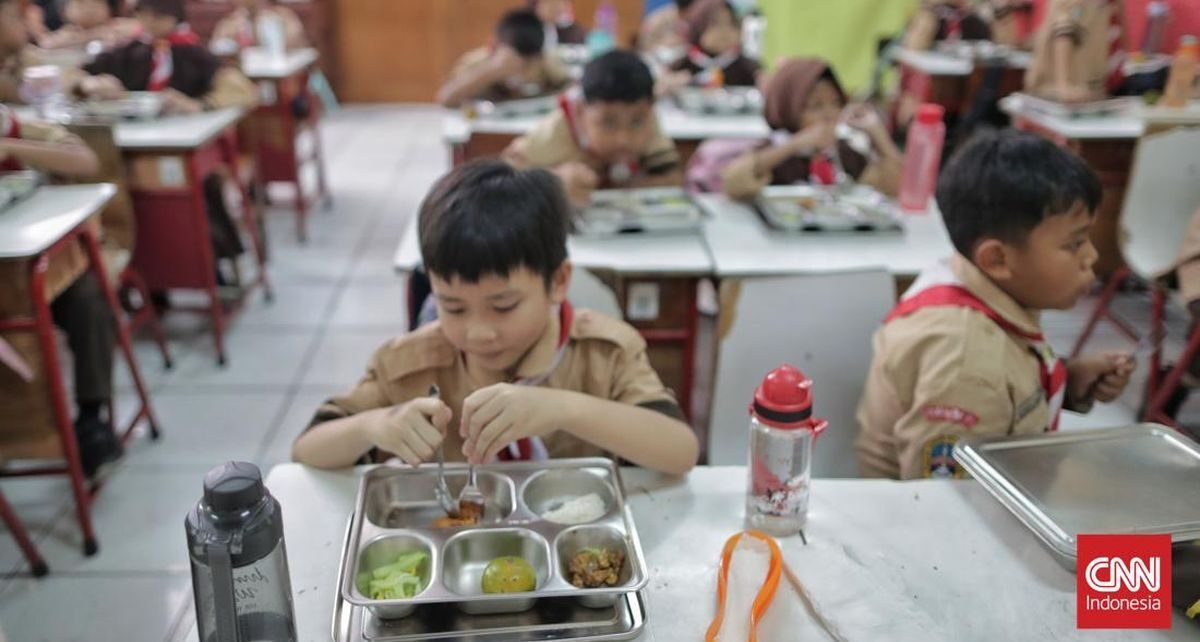 Hashim Ungkap Tak Ada Paksaan Anak-Anak Makan di Program MBG