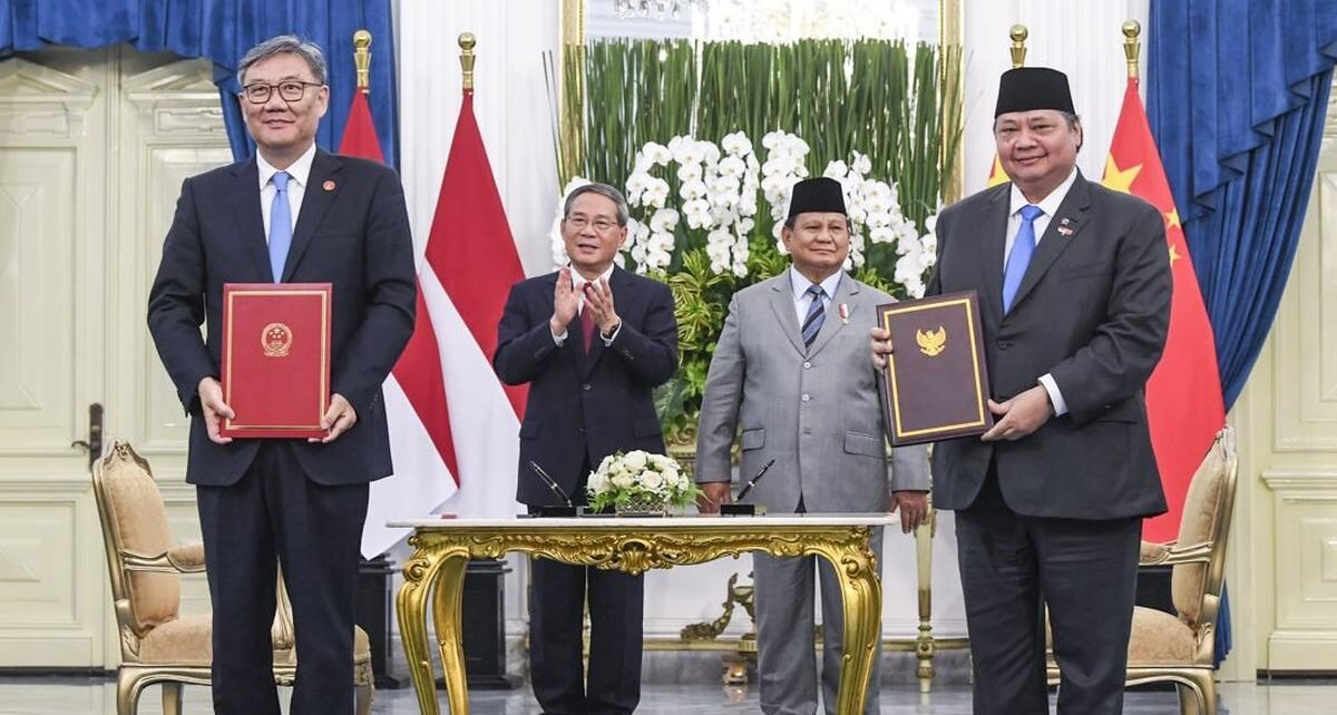 Prabowo Tawarkan China Investasi MBG hingga Giant Sea Wall