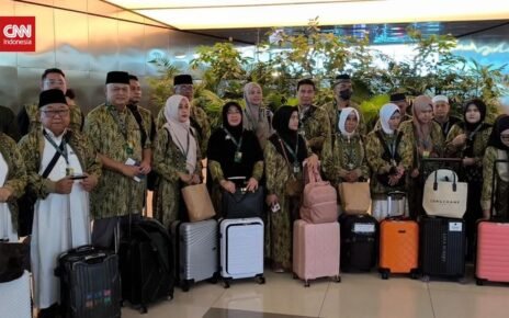 Alisan Tour and Travel Berangkatkan 69 Jemaah Haji Khusus