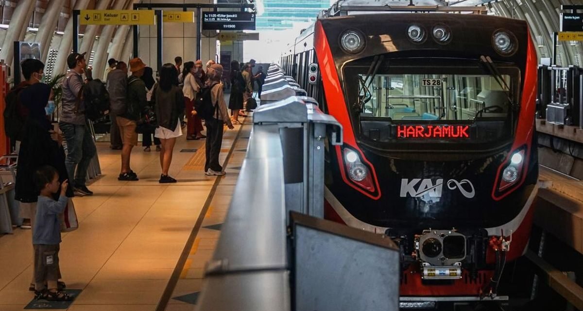 Anak-anak Gratis Naik LRT Jabodebek Saat Libur Panjang, Cek Syaratnya