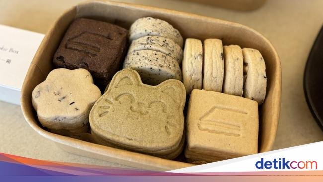 Uniknya Sable Cookies Bentuk Kucing Maneki Neko