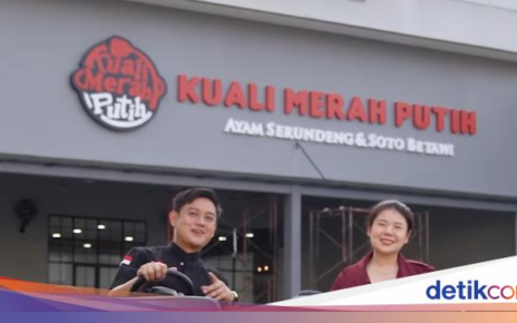 Bobon Santoso Buka Restoran, Ayam Serundeng dan Soto Betawi Jadi Jagoan!