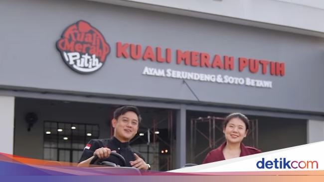 Bobon Santoso Buka Restoran, Ayam Serundeng dan Soto Betawi Jadi Jagoan!