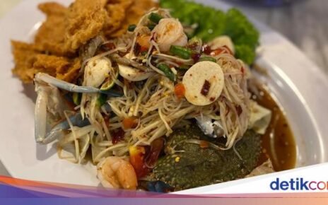 Cicip Salad Blue Crab hingga Mamak Tom Yum Sedap di Bolan Thai