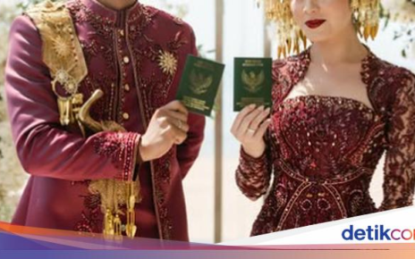 Potret Serunya Kulineran Harris Vriza Bareng Istri