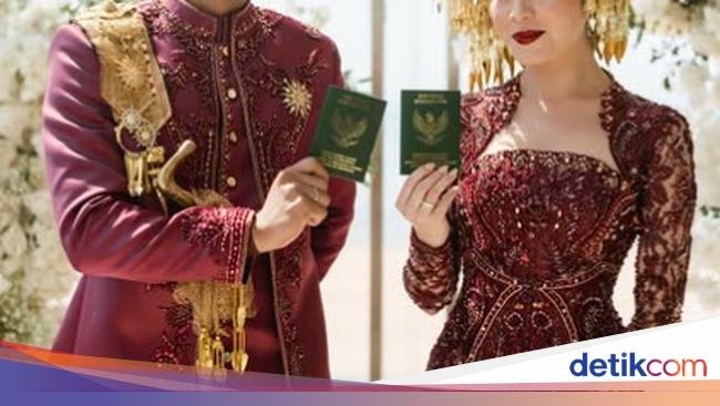 Potret Serunya Kulineran Harris Vriza Bareng Istri