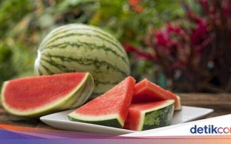 Makanan dan Minuman yang Baik Dikonsumsi serta Perlu Dihindari di Cuaca Panas