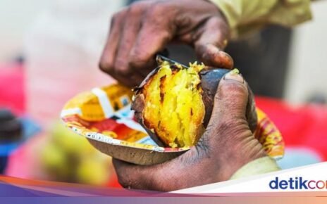 Viral Aksi Penjual Makanan Jorok yang Bikin Jijik dan Mual