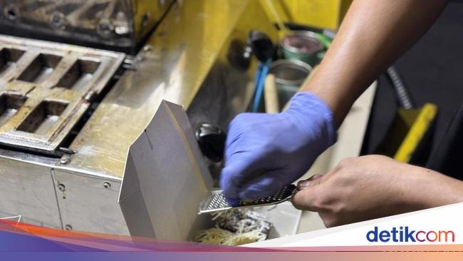 Nikmatnya Kue Balok Lumer Kebanggaan Warga Kemanggisan Jakbar